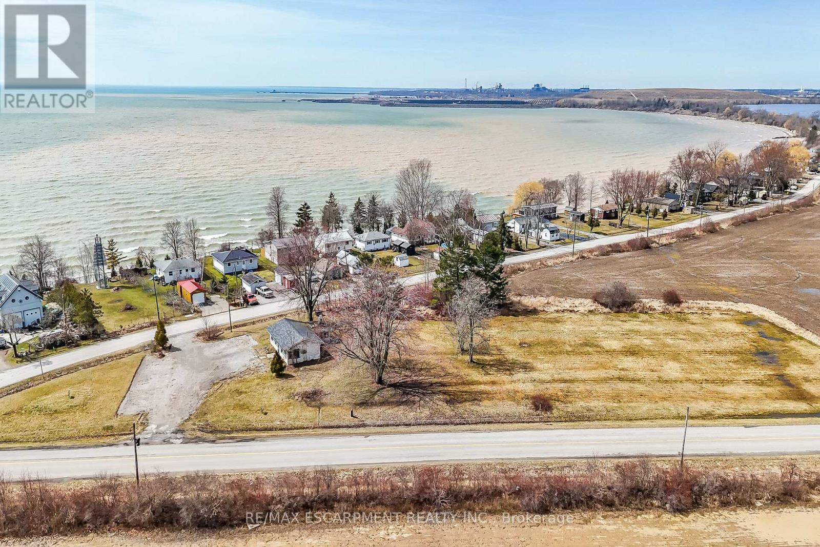 429 South Coast Drive, Haldimand, Ontario  N0A 1L0 - Photo 41 - X12067564