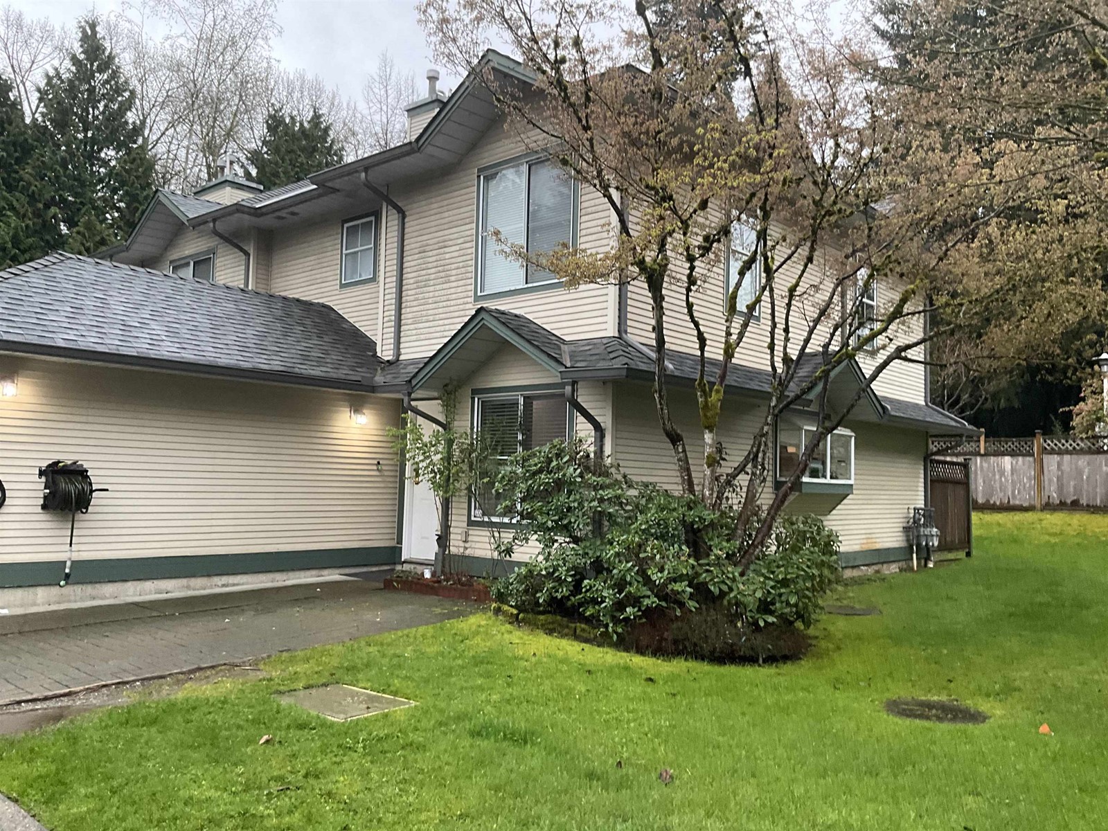 128 8655 King George Boulevard, Surrey, British Columbia  V3W 5C4 - Photo 2 - R2983229