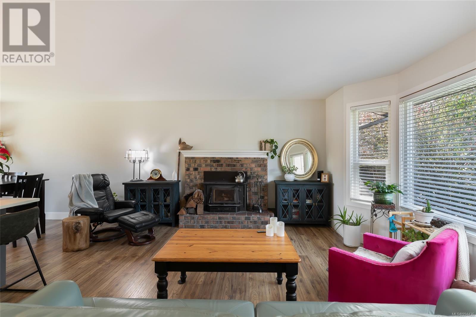 Property at 294 Harwell Rd image 4