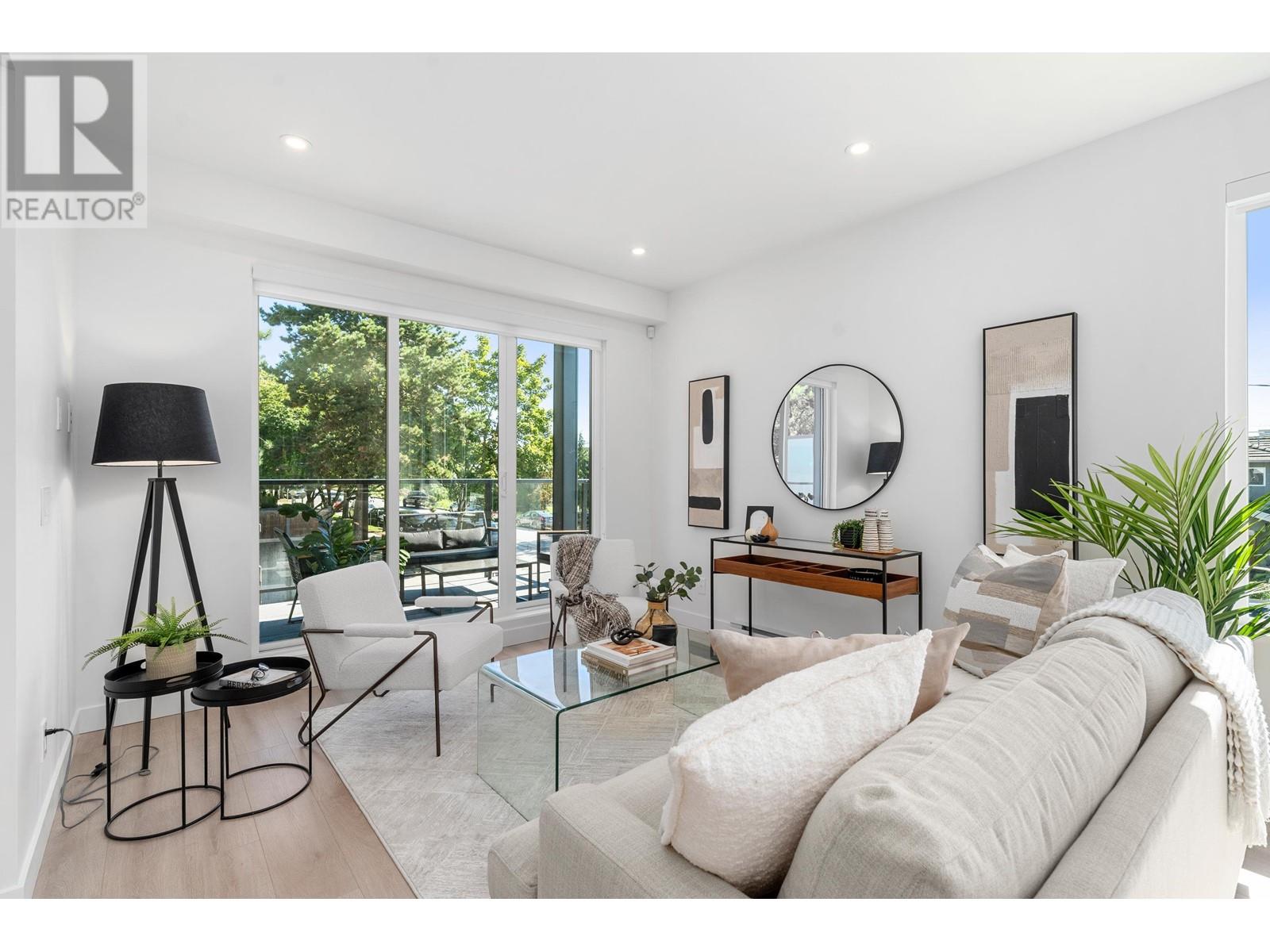 209 7161 17th Avenue, Burnaby, British Columbia  V3N 0K1 - Photo 27 - R2986990