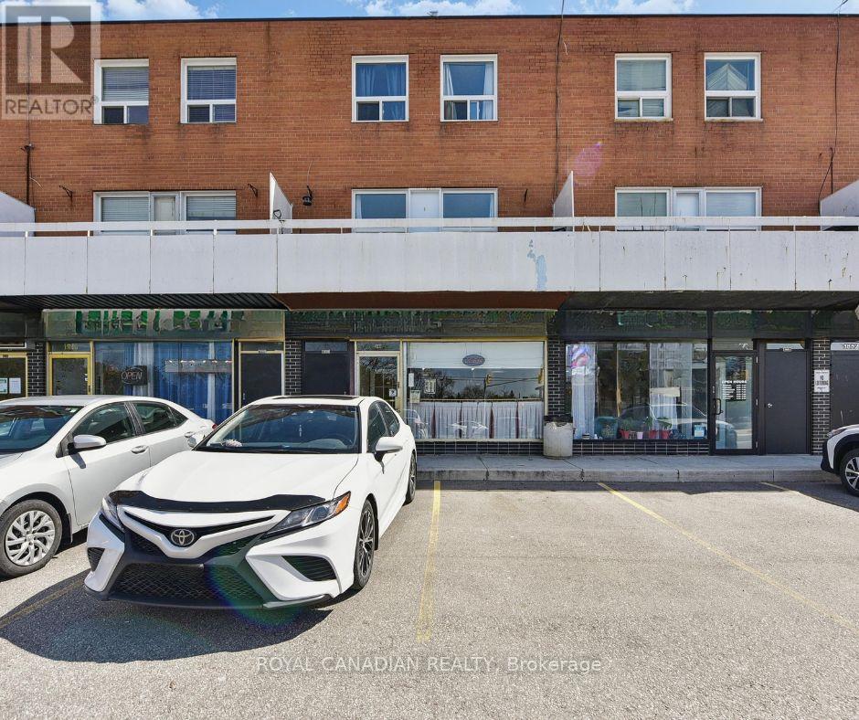 1848 Lakeshore Road W, Mississauga, Ontario  L5J 1J7 - Photo 2 - W12060335