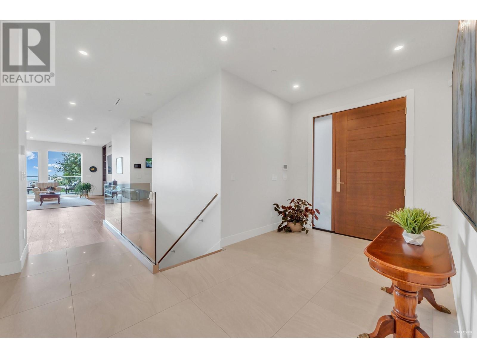 Property at 558 ST. ANDREWS ROAD image 4