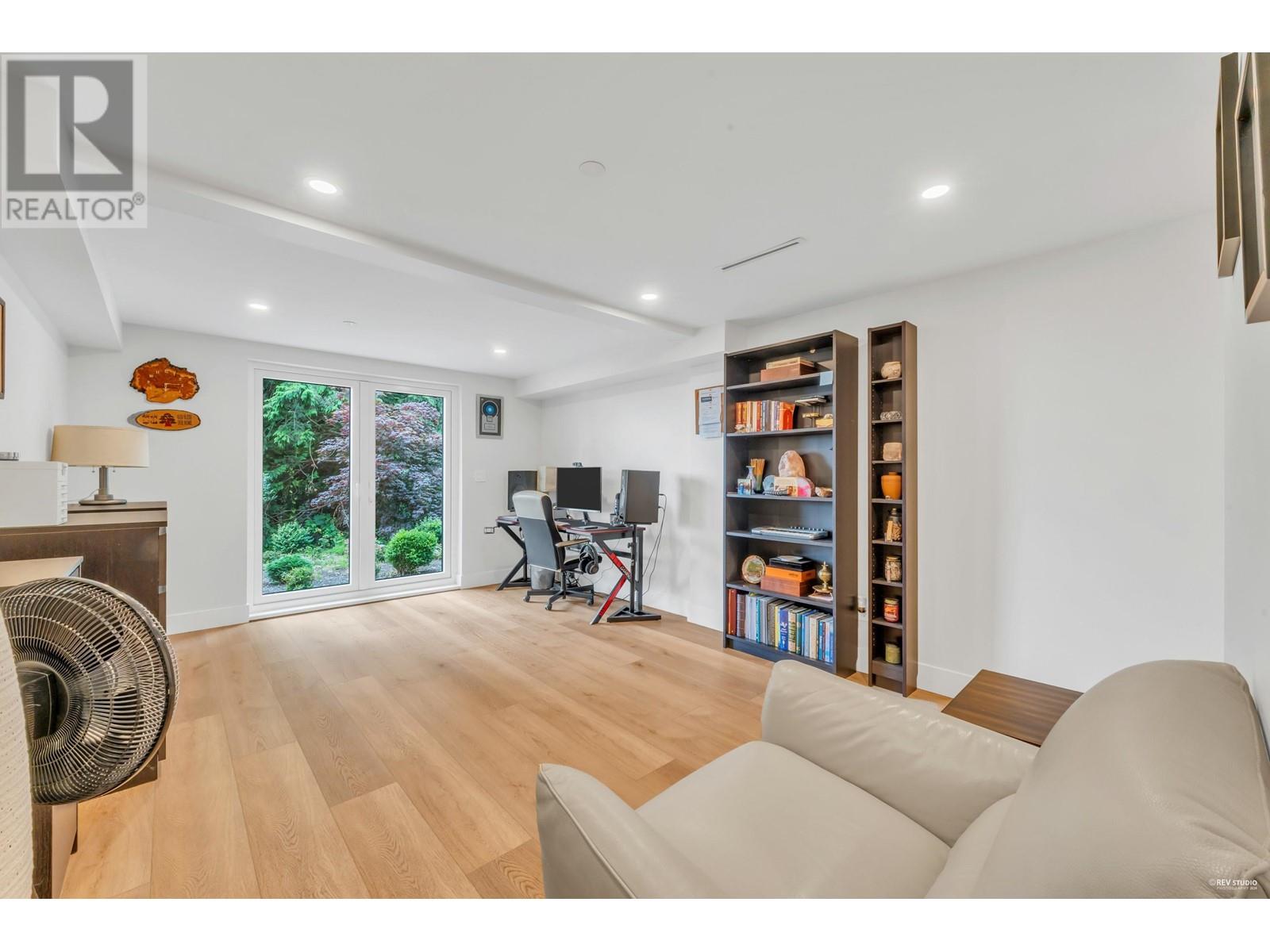 558 St. Andrews Road, West Vancouver, British Columbia  V7S 1V2 - Photo 29 - R2985784