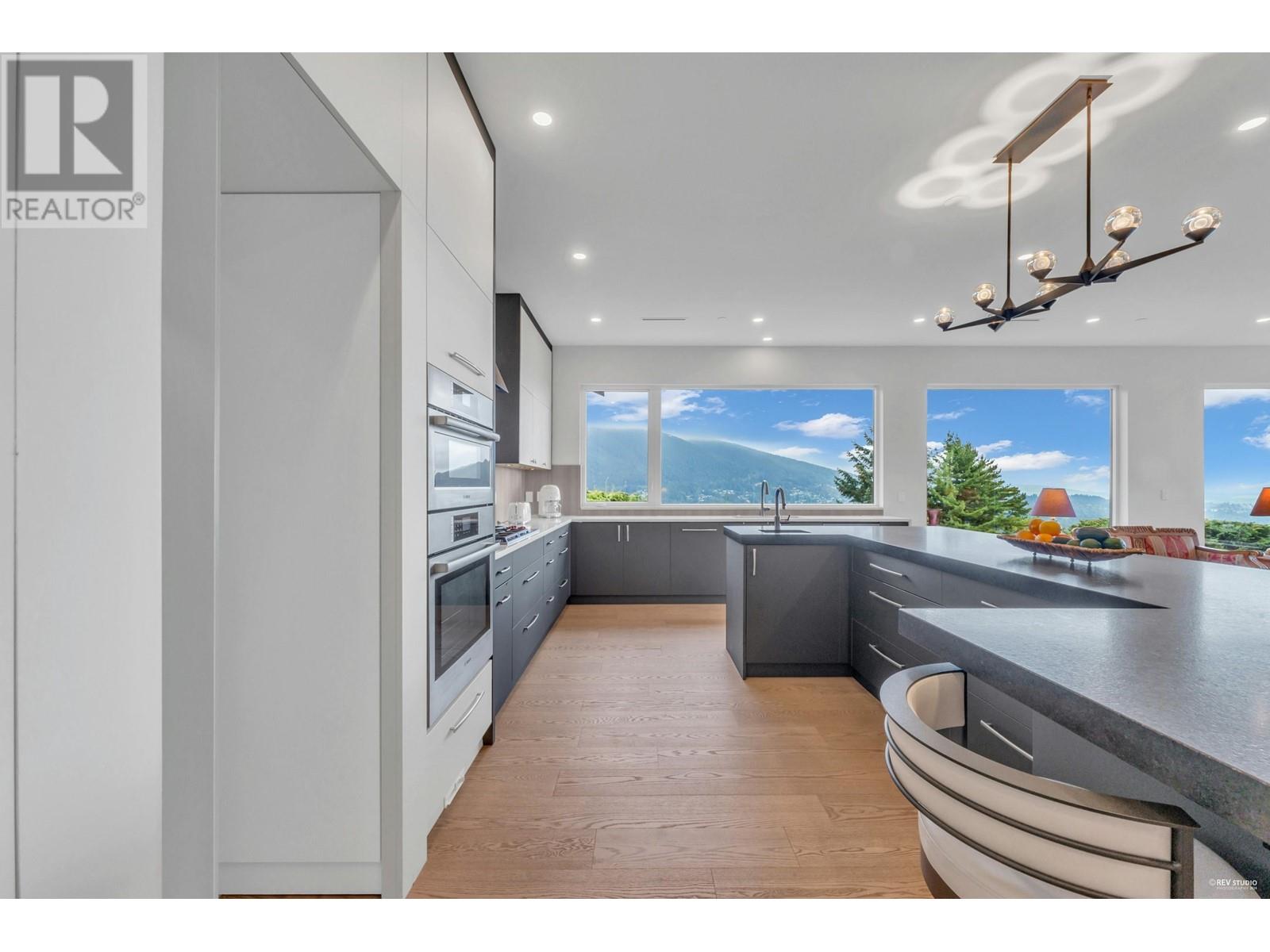 558 St. Andrews Road, West Vancouver, British Columbia  V7S 1V2 - Photo 16 - R2985784