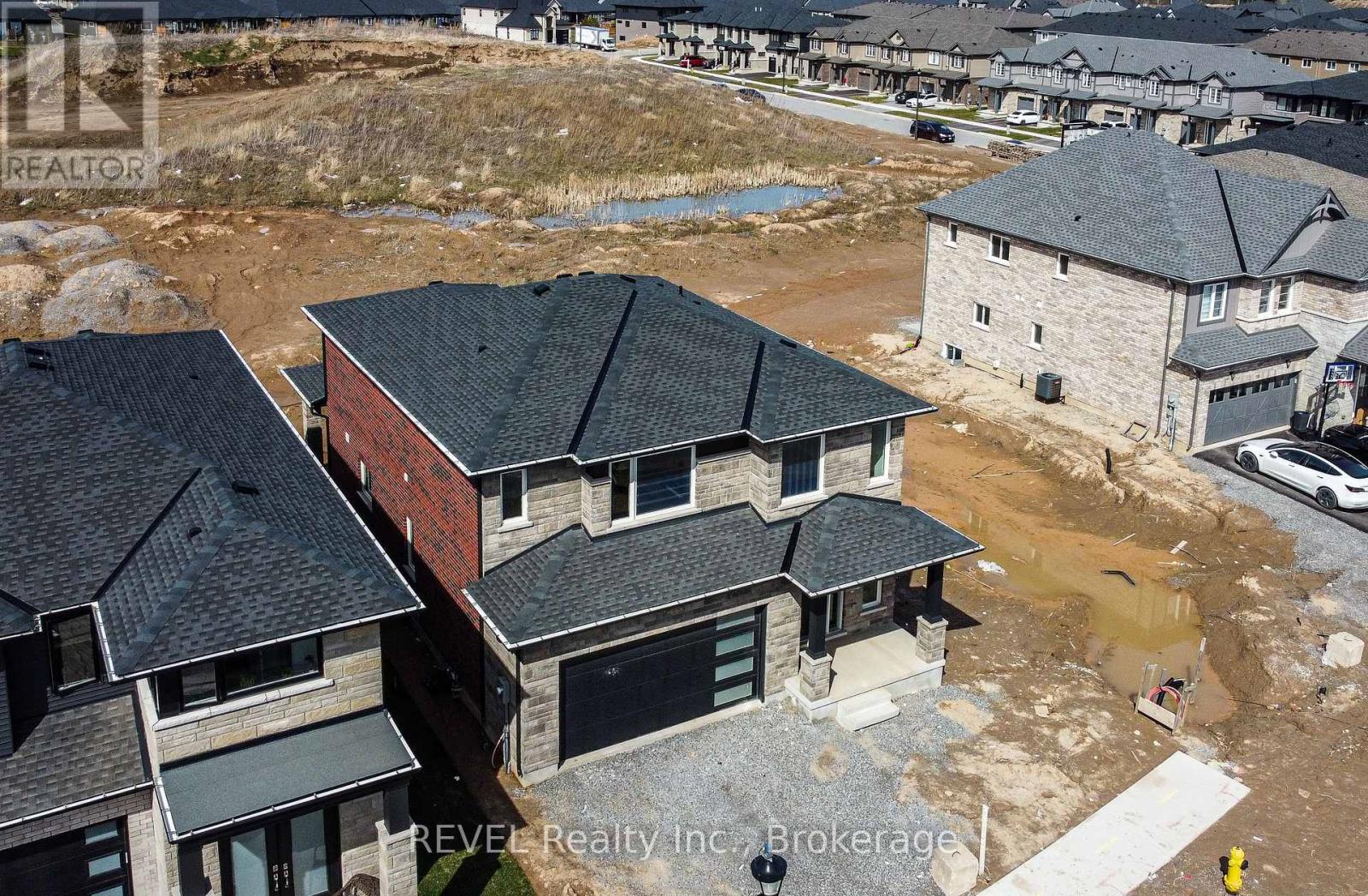Property at 111 ACACIA ROAD image 2