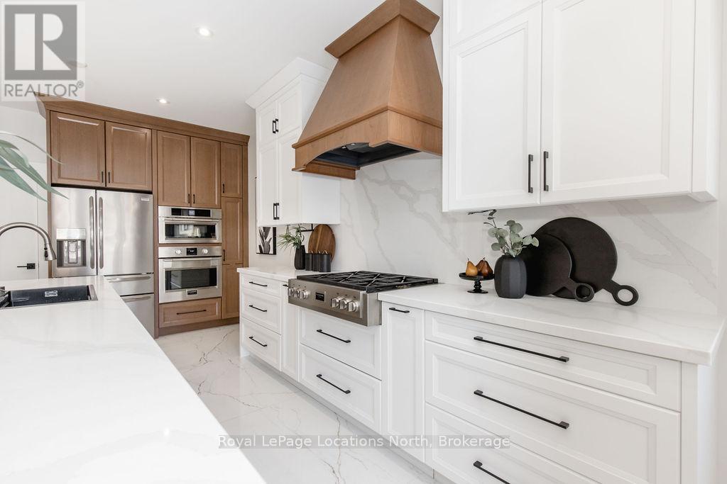 143 Wasaga Sands Drive, Wasaga Beach, Ontario  L9Z 1H9 - Photo 21 - S12067635