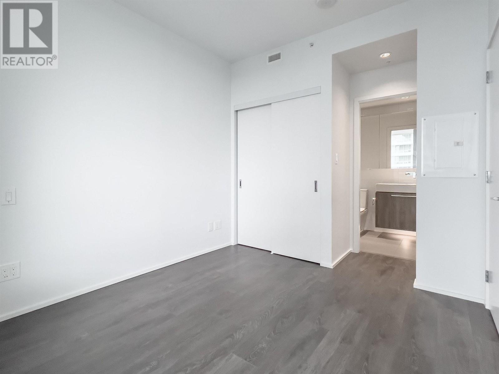 2001 1955 Alpha Way, Burnaby, British Columbia  V5C 0K6 - Photo 10 - R2987077