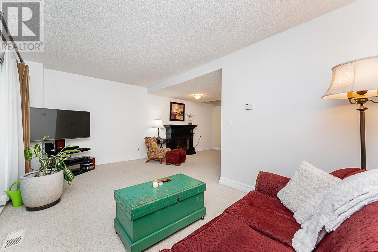 222 James Road, Port Moody, British Columbia  V3H 2S4 - Photo 10 - R2987103
