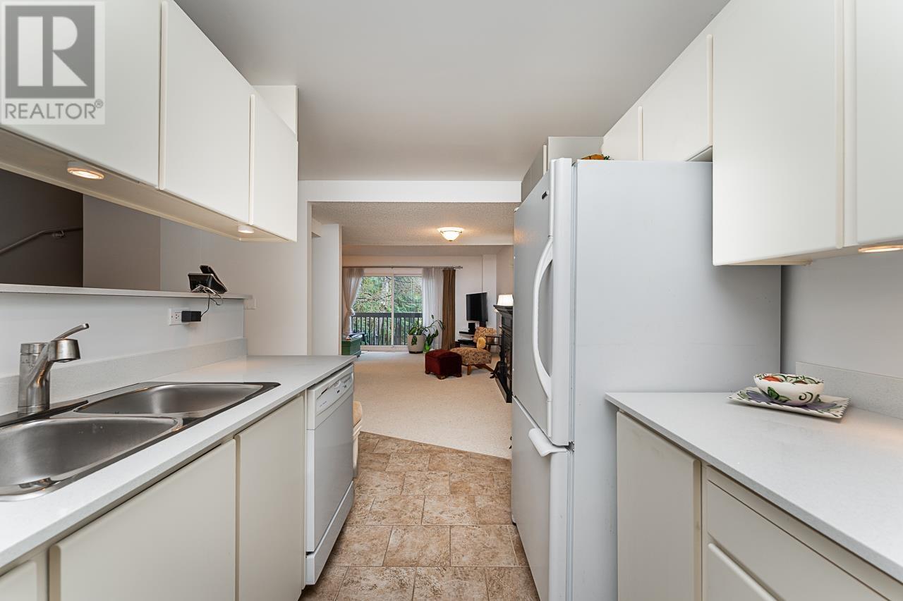 222 James Road, Port Moody, British Columbia  V3H 2S4 - Photo 14 - R2987103