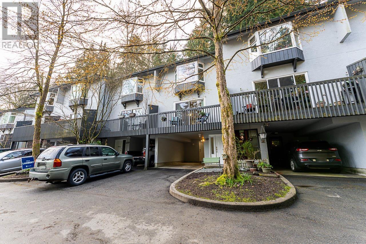 222 James Road, Port Moody, British Columbia  V3H 2S4 - Photo 2 - R2987103