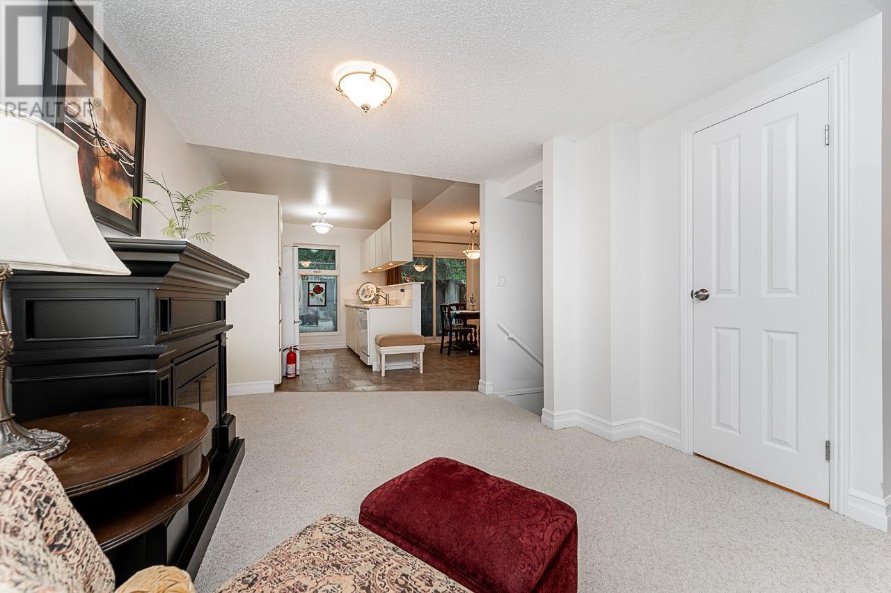 222 James Road, Port Moody, British Columbia  V3H 2S4 - Photo 7 - R2987103