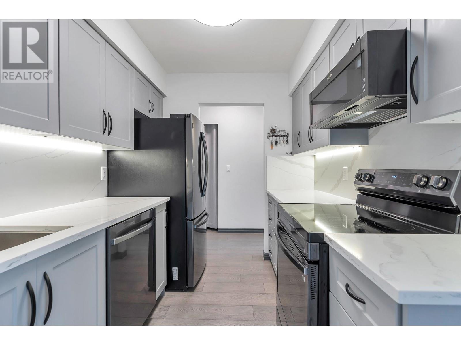 605 3740 Albert Street, Burnaby, British Columbia  V5C 5Y7 - Photo 11 - R2986867