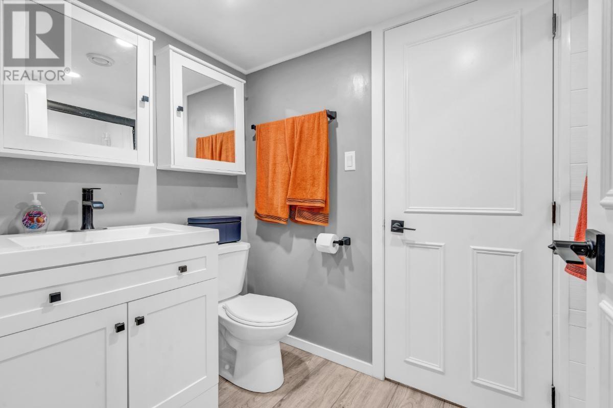 2446 W 7th Avenue, Vancouver, British Columbia  V6K 1Y7 - Photo 26 - R2987110