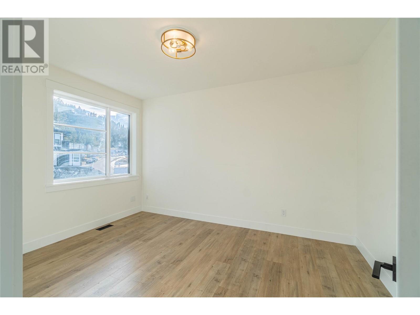 Property at 1762 Balsam Place image 4