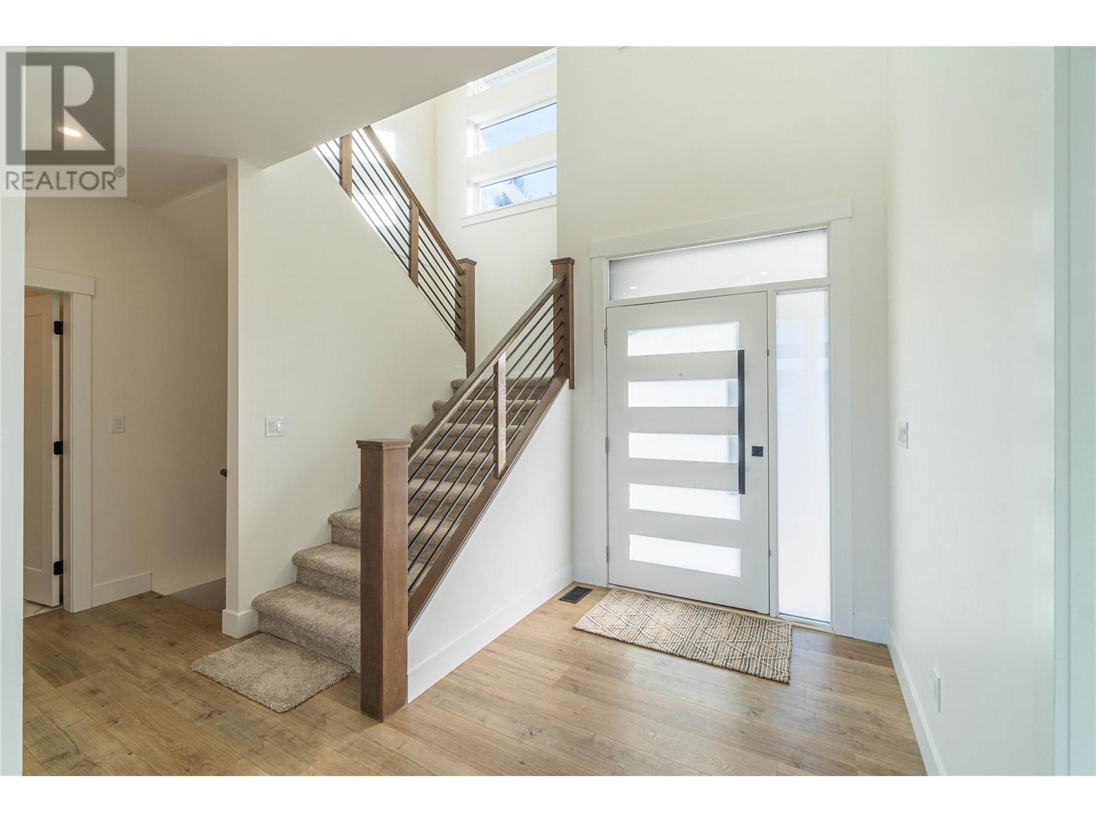 Property at 1762 Balsam Place image 3