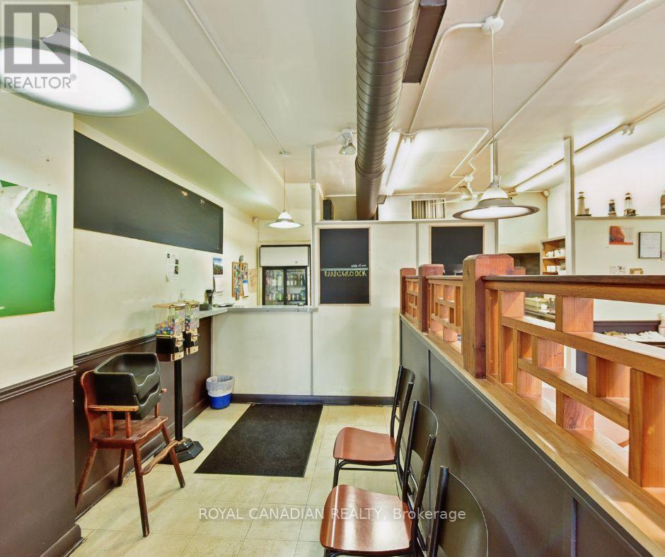 1848 Lakeshore Road W, Mississauga, Ontario  L5J 1J7 - Photo 30 - W12060335
