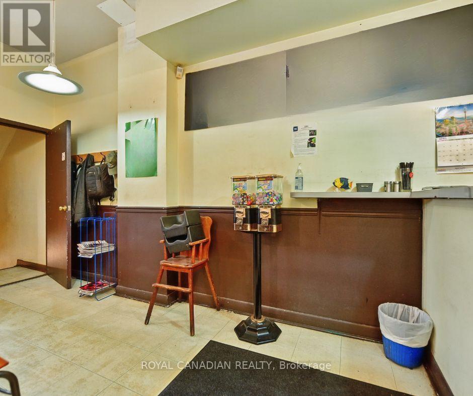 1848 Lakeshore Road W, Mississauga, Ontario  L5J 1J7 - Photo 35 - W12060335