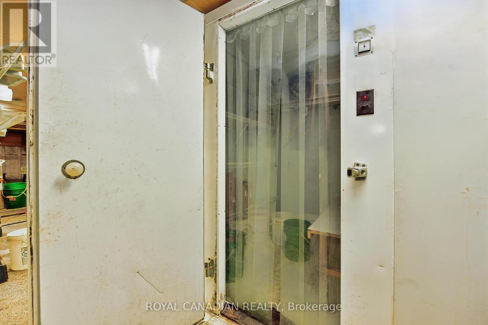 1848 Lakeshore Road W, Mississauga, Ontario  L5J 1J7 - Photo 44 - W12060335