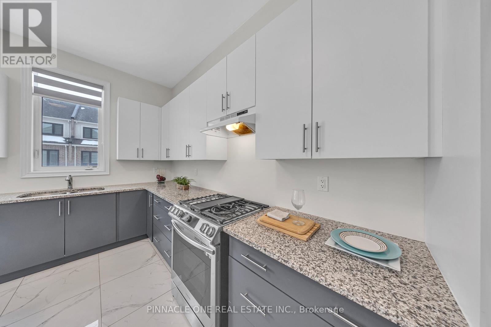 7 Olerud Drive, Whitby, Ontario  L1P 0J1 - Photo 23 - E12067623