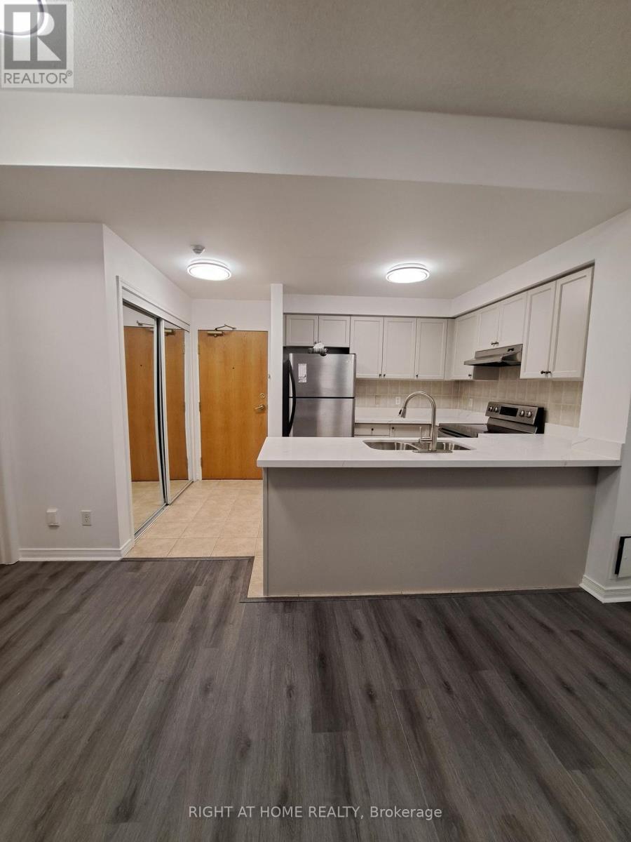 704 - 1 Maison Parc Court, Vaughan, Ontario  L4J 9K1 - Photo 12 - N12067632
