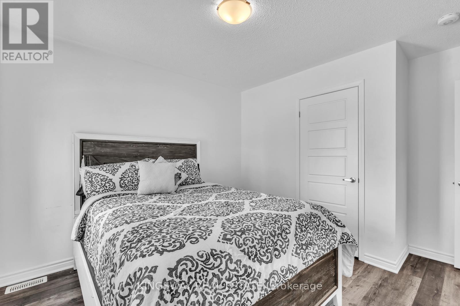 1253 Dias Landing, Milton, Ontario  L9E 1W2 - Photo 41 - W12067598