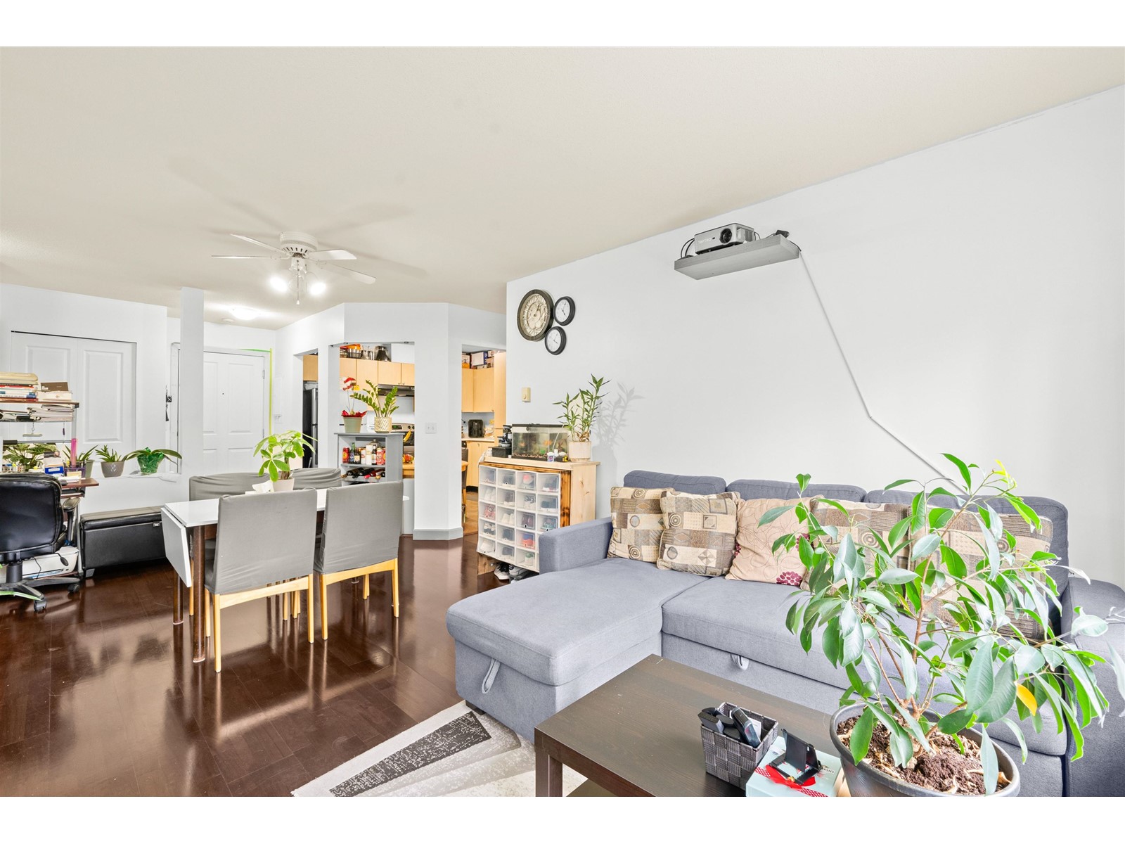 206 10188 155 Street, Surrey, British Columbia  V3R 0R6 - Photo 11 - R2986913