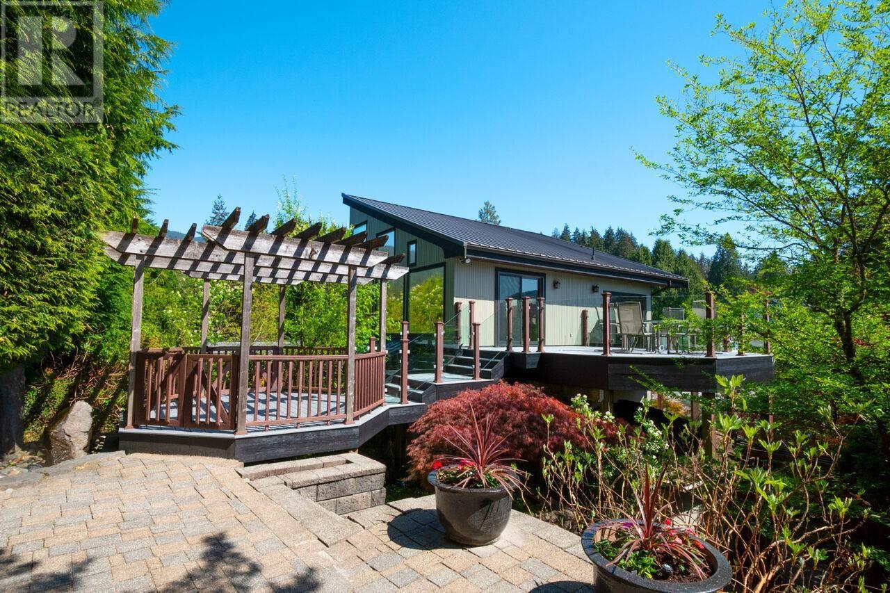 1605 Lockehaven Road, North Vancouver, British Columbia  V7G 2H3 - Photo 26 - R2983519