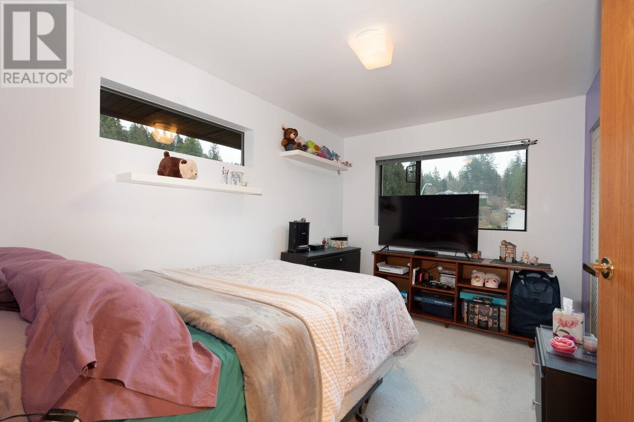 1605 Lockehaven Road, North Vancouver, British Columbia  V7G 2H3 - Photo 23 - R2983519