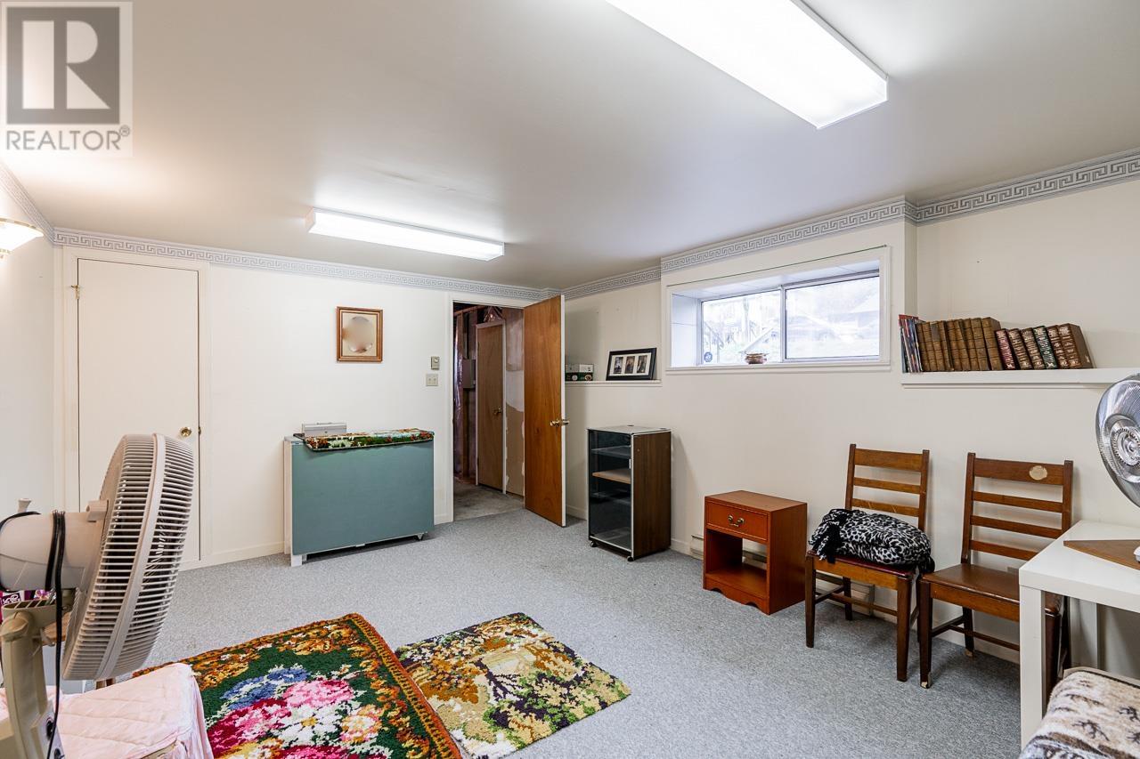 1042 Madore Avenue, Coquitlam, British Columbia  V3K 3B8 - Photo 15 - R2986439