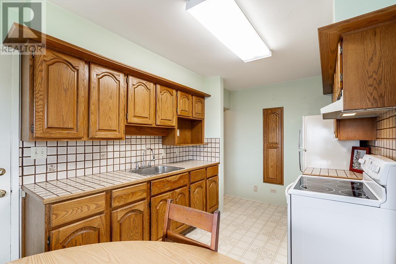 1042 Madore Avenue, Coquitlam, British Columbia  V3K 3B8 - Photo 7 - R2986439