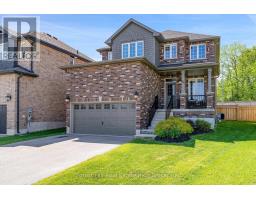 89 LOCKERBIE CRESCENT, collingwood, Ontario