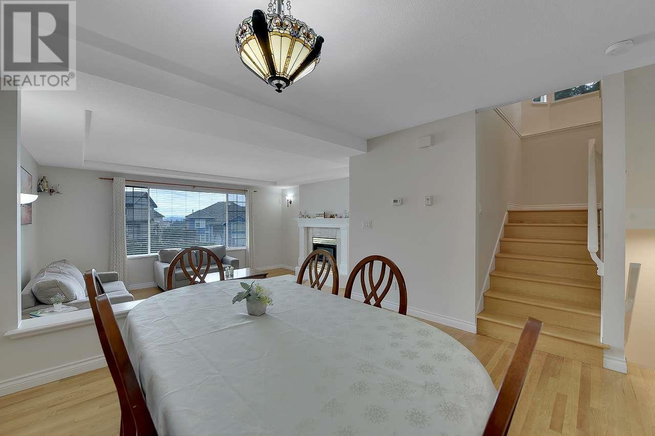 Property at 120 2998 ROBSON DRIVE image 3