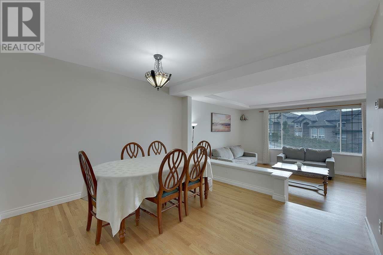 Property at 120 2998 ROBSON DRIVE image 2