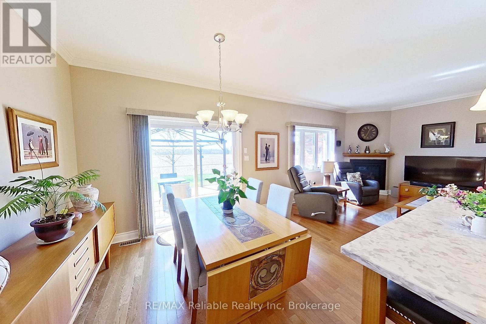 31 Bayfield Mews Lane, Bluewater (Bayfield), Ontario  N0M 1G0 - Photo 18 - X12067723