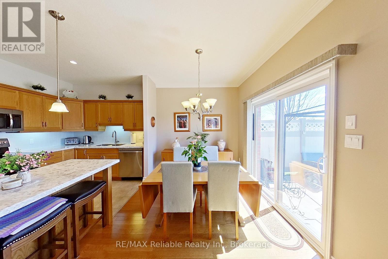 31 Bayfield Mews Lane, Bluewater (Bayfield), Ontario  N0M 1G0 - Photo 19 - X12067723