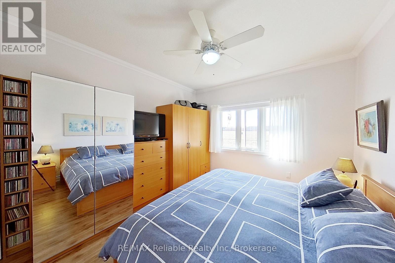 31 Bayfield Mews Lane, Bluewater (Bayfield), Ontario  N0M 1G0 - Photo 25 - X12067723