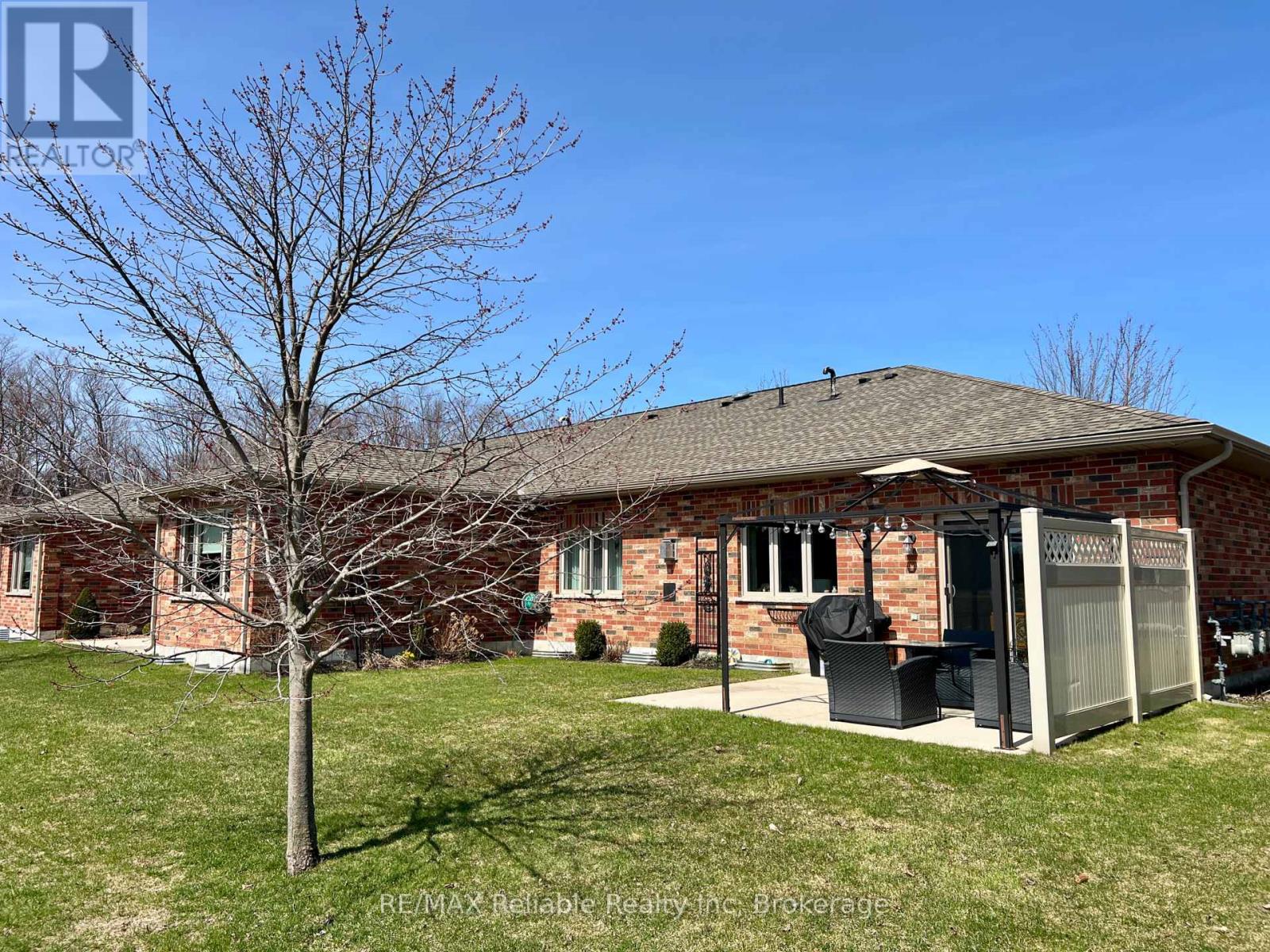 31 Bayfield Mews Lane, Bluewater (Bayfield), Ontario  N0M 1G0 - Photo 5 - X12067723
