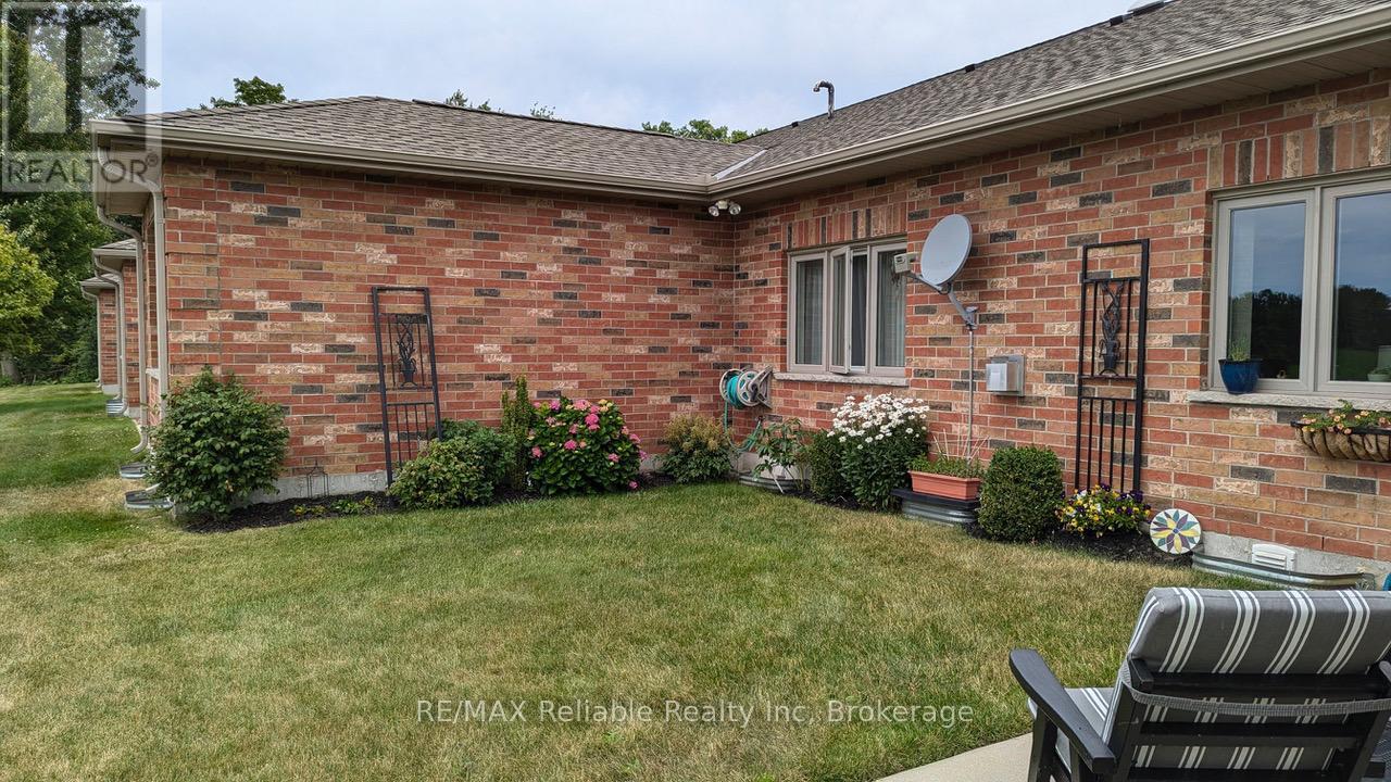 31 Bayfield Mews Lane, Bluewater (Bayfield), Ontario  N0M 1G0 - Photo 49 - X12067723