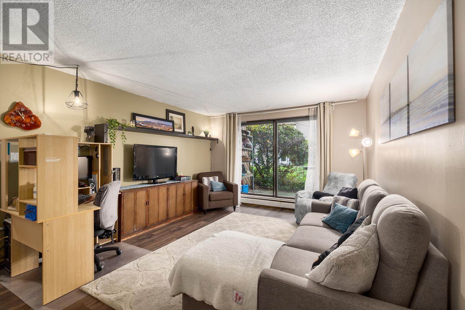 118 3911 Carrigan Court, Burnaby, British Columbia  V3N 4J7 - Photo 2 - R2987092