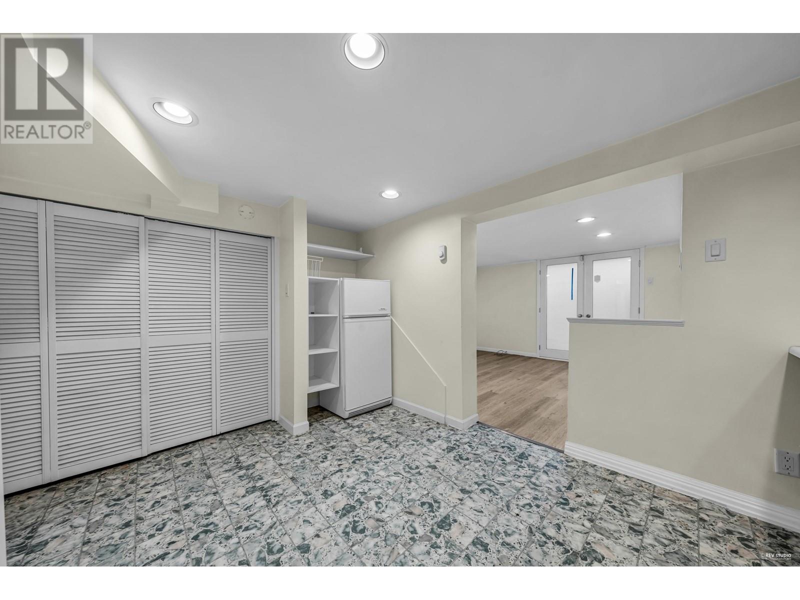 1122 W 27th Avenue, Vancouver, British Columbia  V6H 2B8 - Photo 34 - R2984926