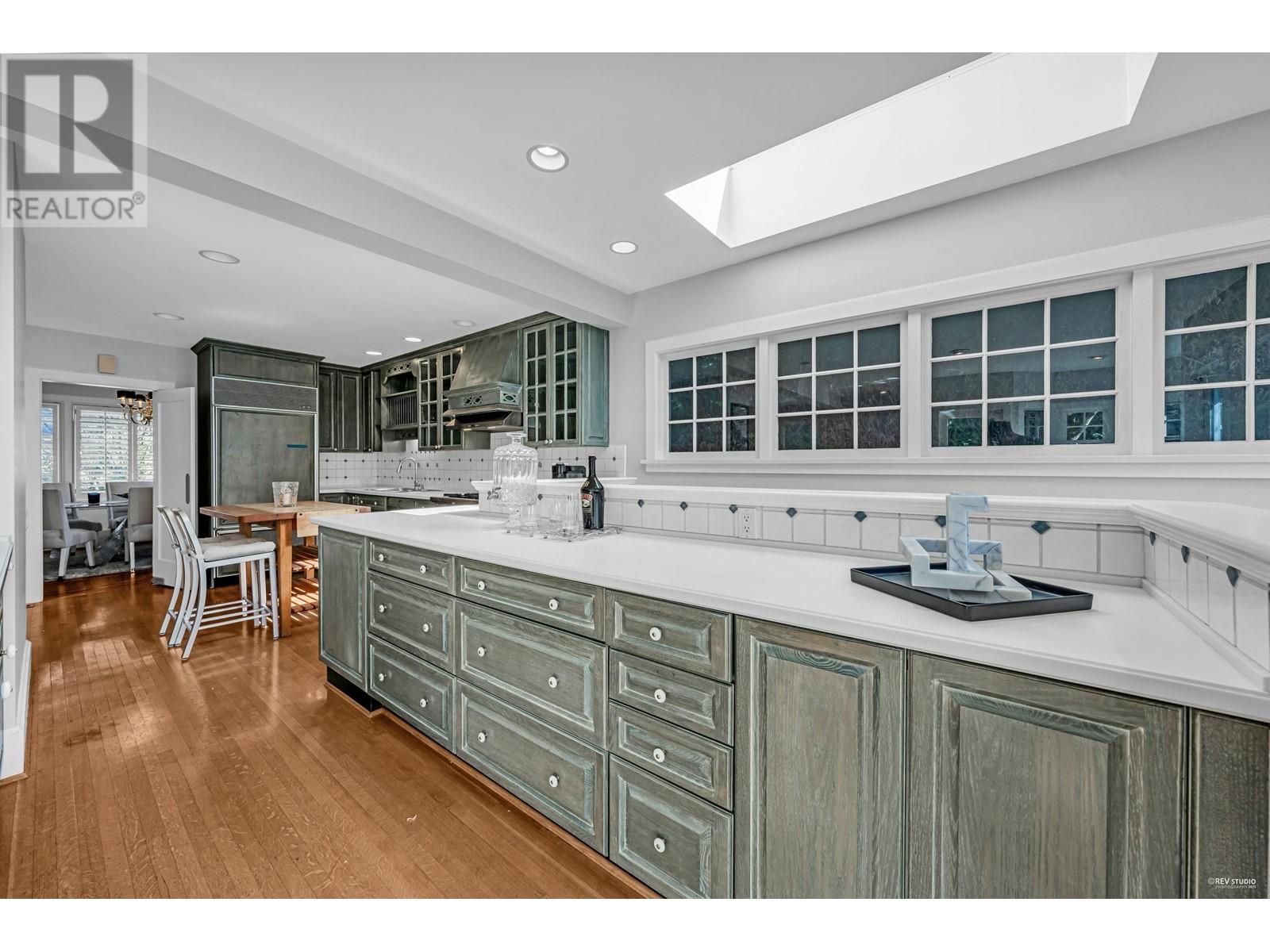 1122 W 27th Avenue, Vancouver, British Columbia  V6H 2B8 - Photo 14 - R2984926