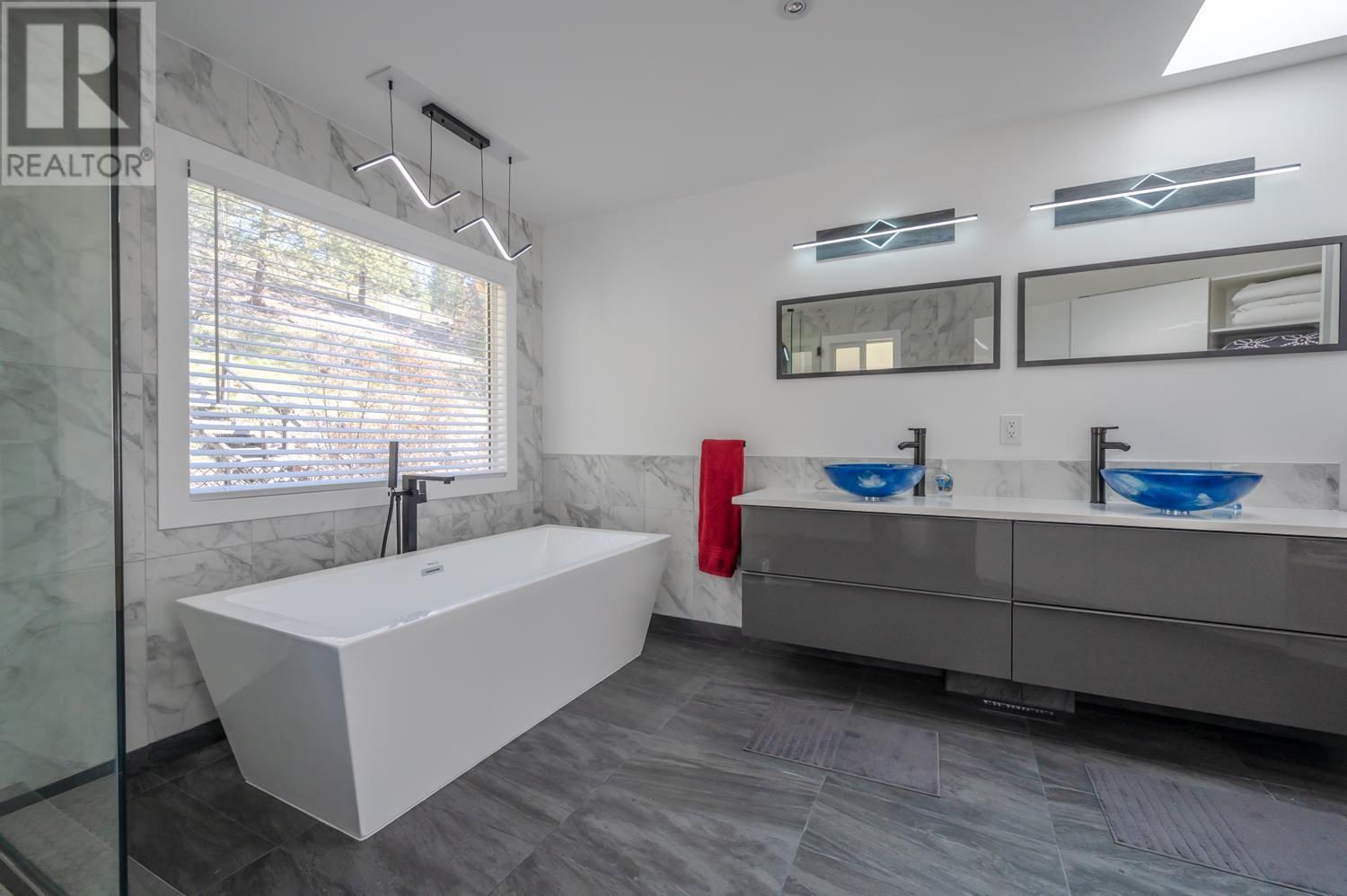 115 Par Boulevard, Kaleden, British Columbia  V0H 1K0 - Photo 20 - 10342212