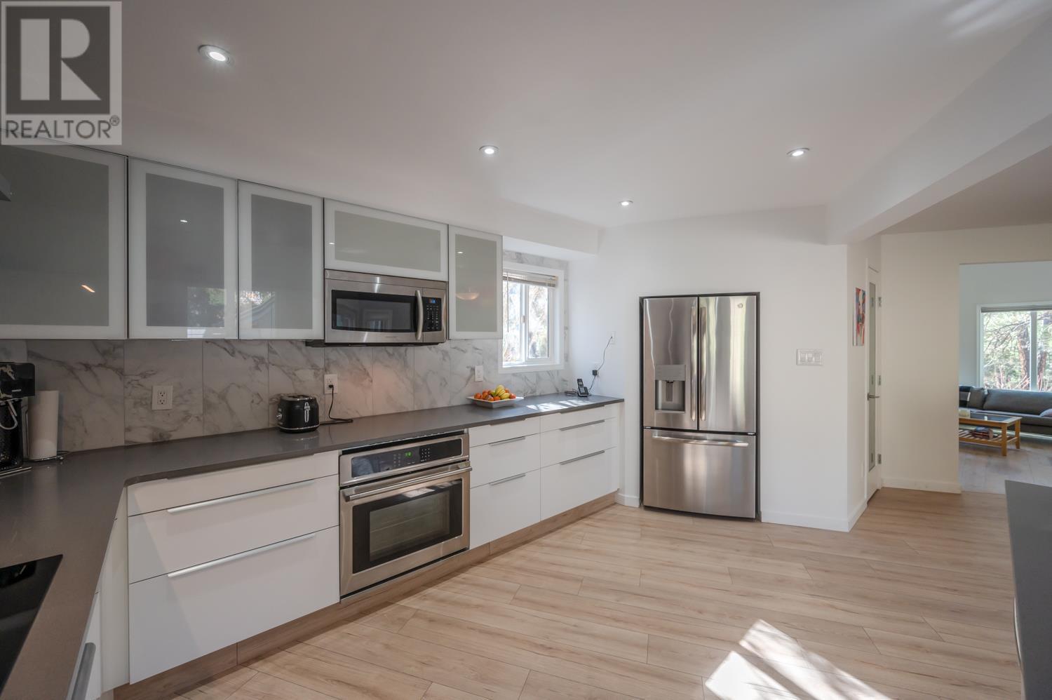 115 Par Boulevard, Kaleden, British Columbia  V0H 1K0 - Photo 5 - 10342212