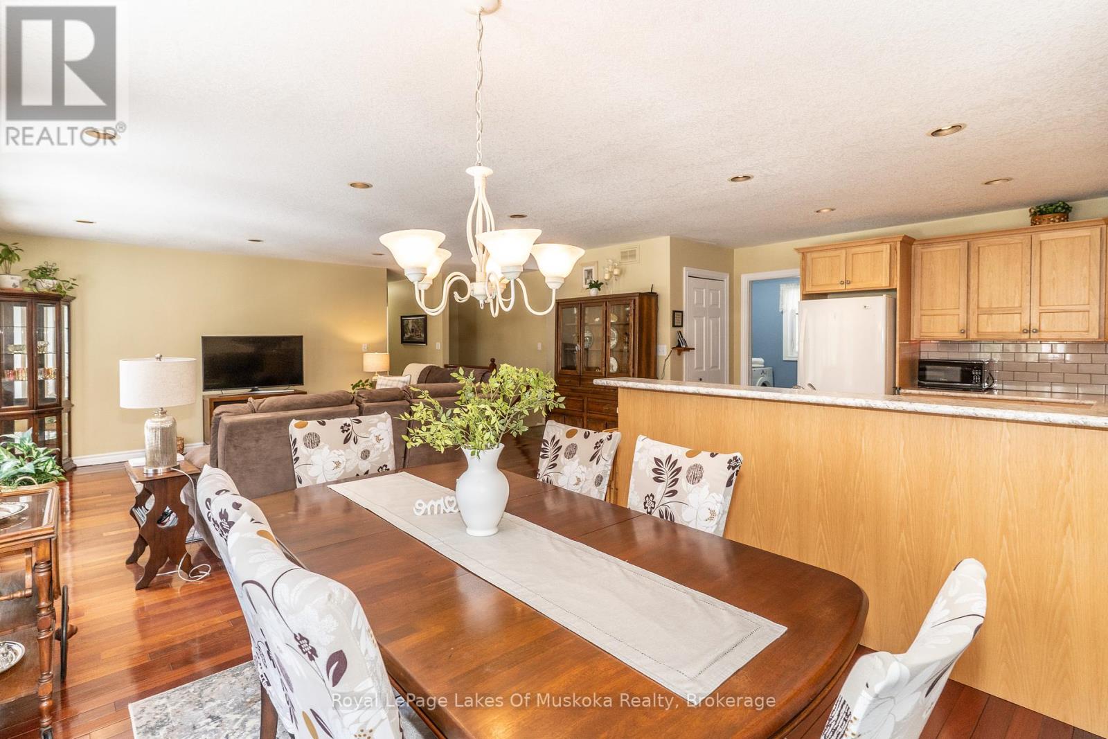171 River Valley Drive, Huntsville, Ontario  P0B 1L0 - Photo 12 - X12067402