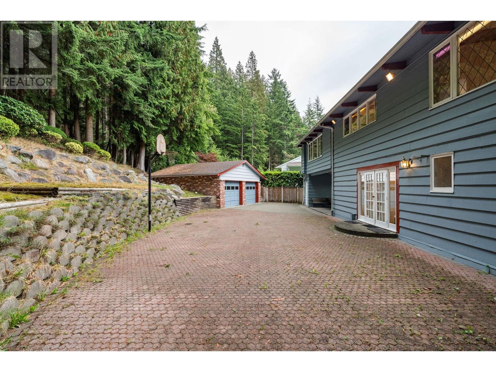 72 Bonnymuir Drive, West Vancouver, British Columbia  V7S 1L2 - Photo 7 - R2987075