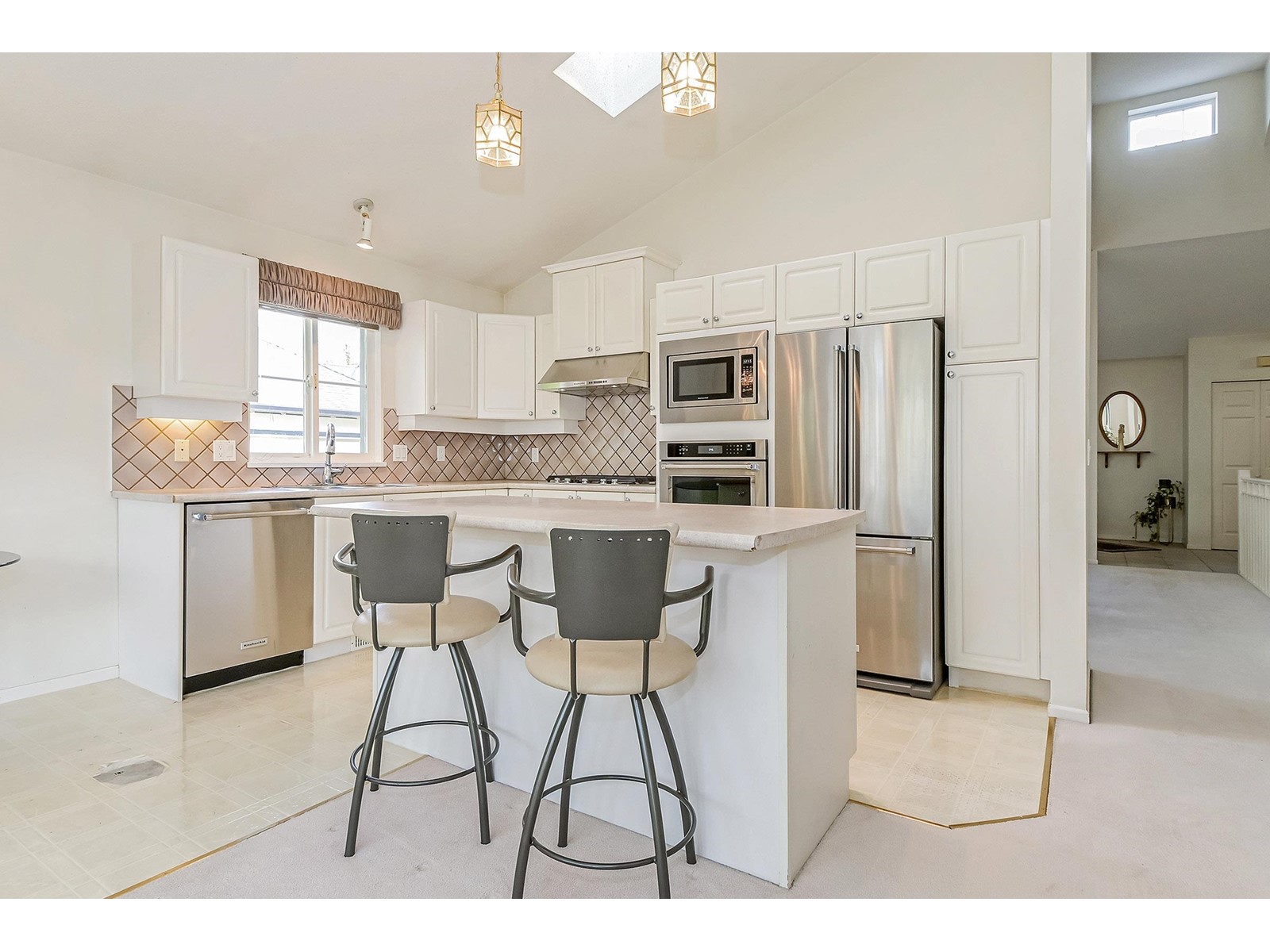 33 17917 68 Avenue, Surrey, British Columbia  V3S 9C8 - Photo 8 - R2986925