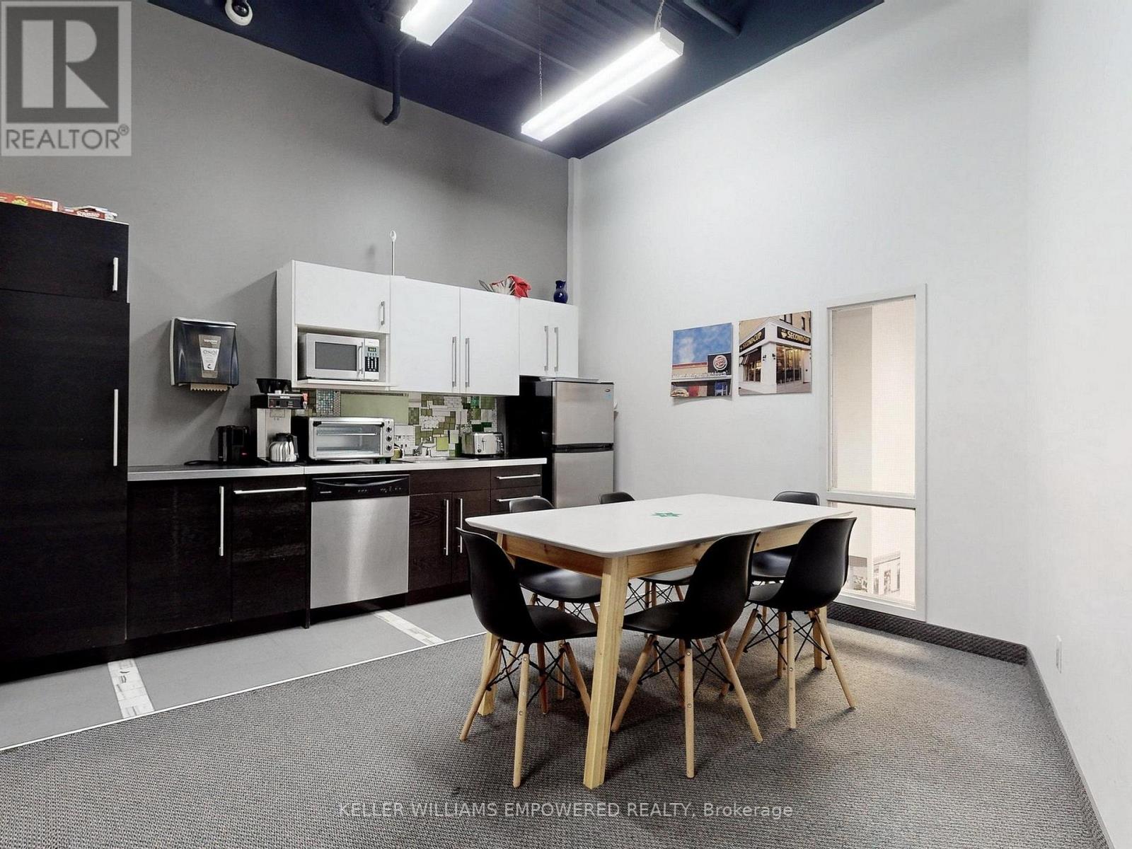 1-Upper - 999 Edgeley Boulevard, Vaughan, Ontario  L4K 5Z4 - Photo 14 - N12067712