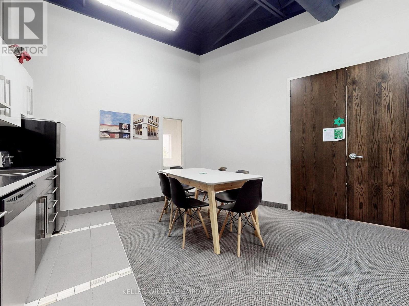1-Upper - 999 Edgeley Boulevard, Vaughan, Ontario  L4K 5Z4 - Photo 17 - N12067712