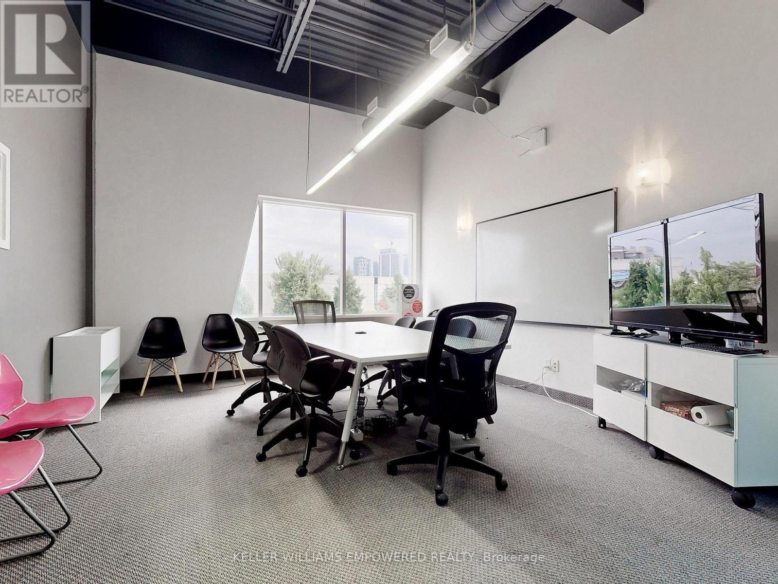 1-Upper - 999 Edgeley Boulevard, Vaughan, Ontario  L4K 5Z4 - Photo 19 - N12067712