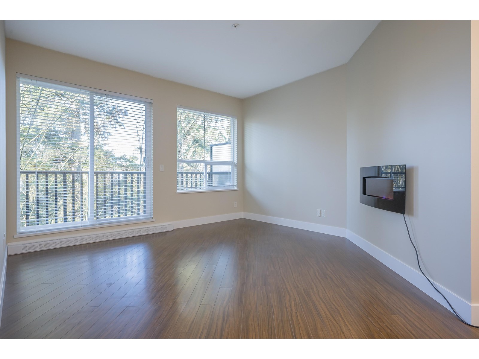 305 19830 56 Avenue, Langley, British Columbia  V3A 0A5 - Photo 7 - R2987121